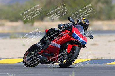 media/May-06-2024-Moto Forza (Mon) [[b33359f27d]]/2-Intermediate/Session 3 (Turn 6)/